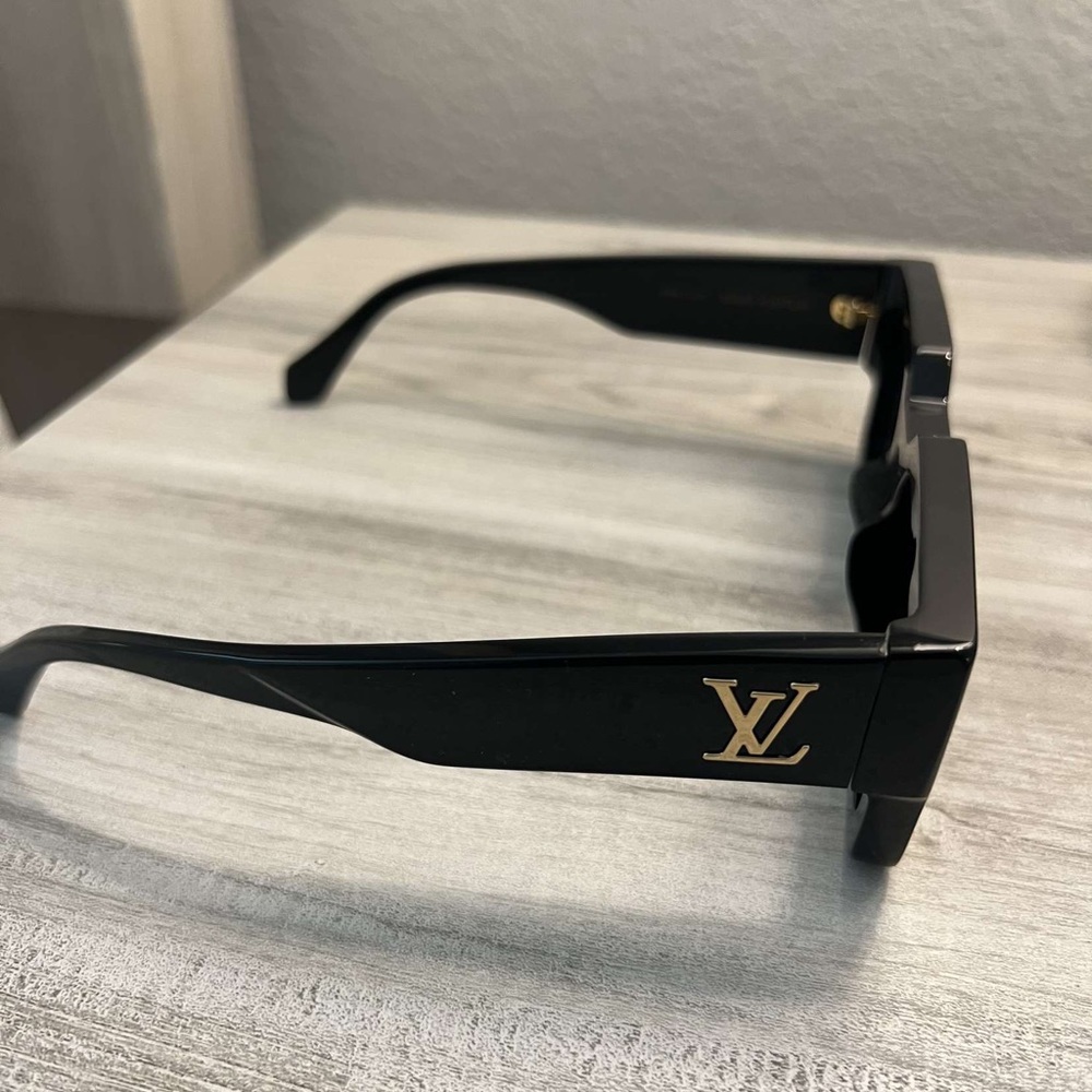 Louis Vuitton Clash Square Sunglasses